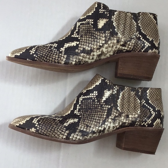 Madewell Sonia Leather Snakeskin Chelsea Boot - Picture 2 of 8